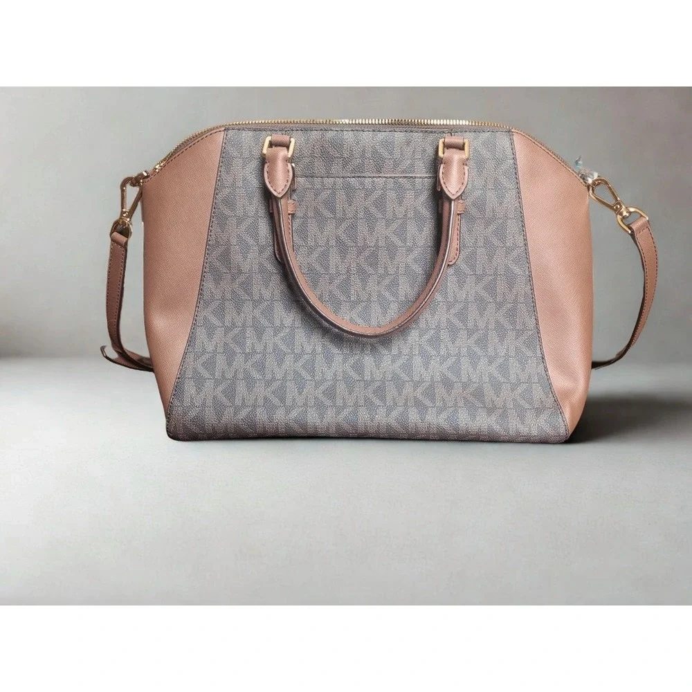 Michael Kors up sale